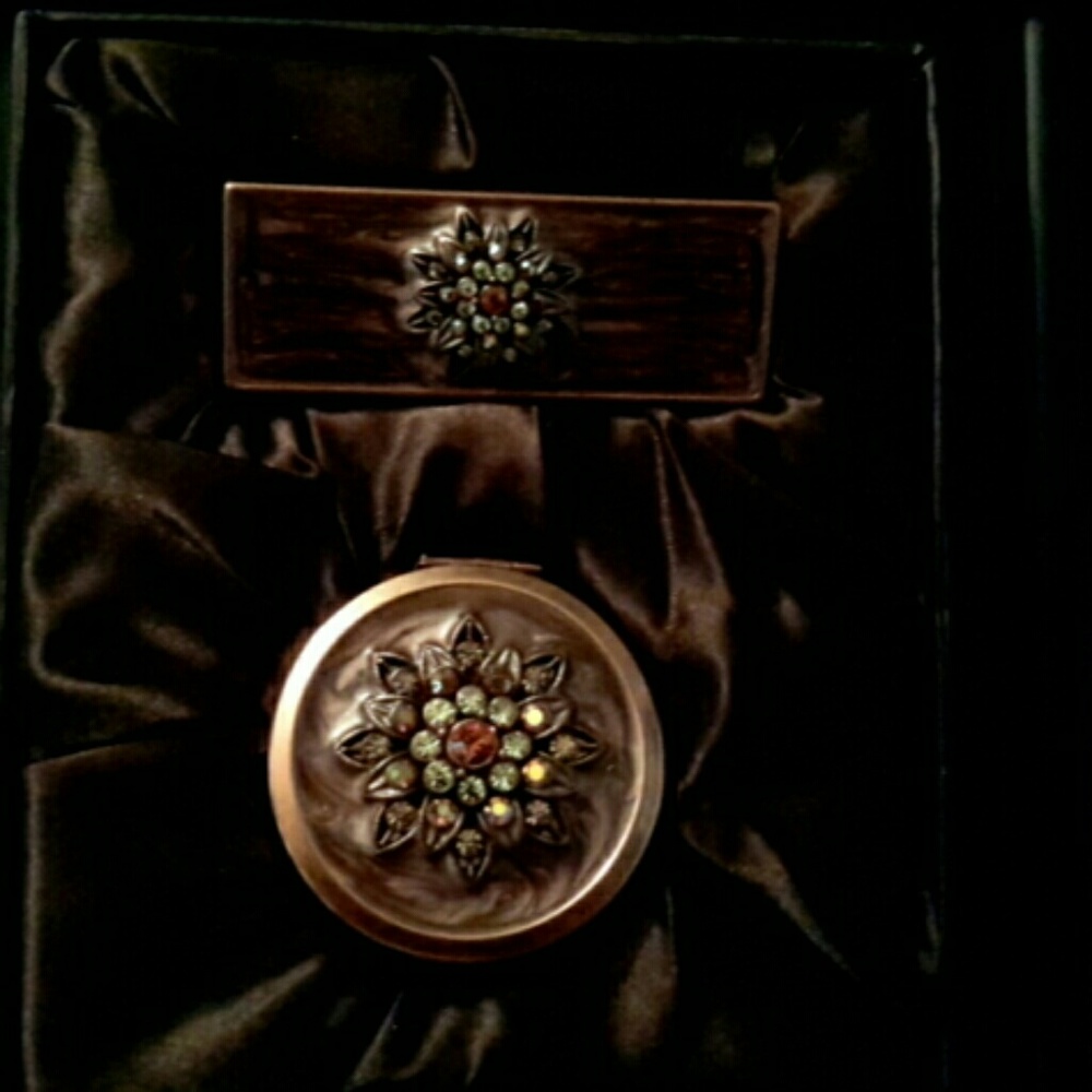 Argento SC compact mirror and lip stick holder